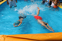 園児のプールの様子